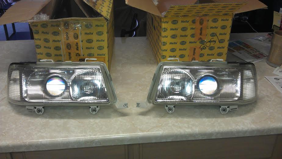 RS2 headlights.jpg