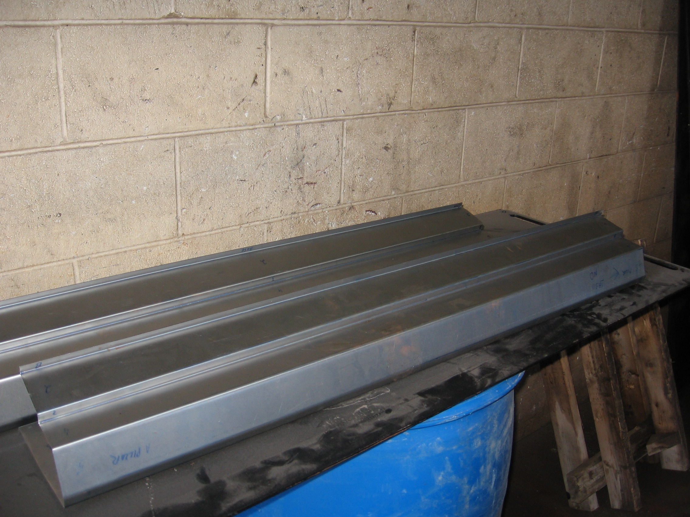 urq rocker panels 002.jpg