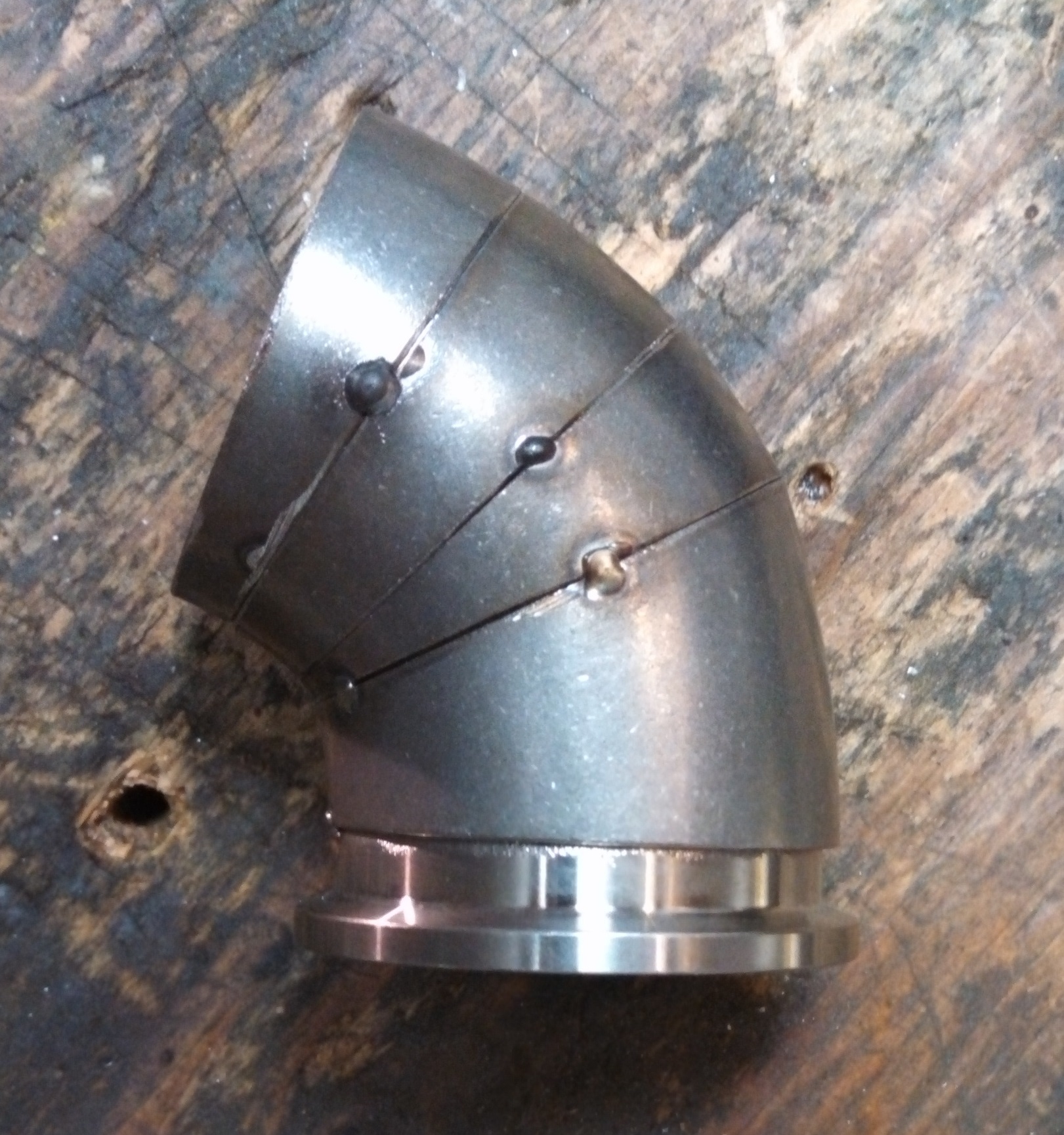 tight radius WG outlet.jpg