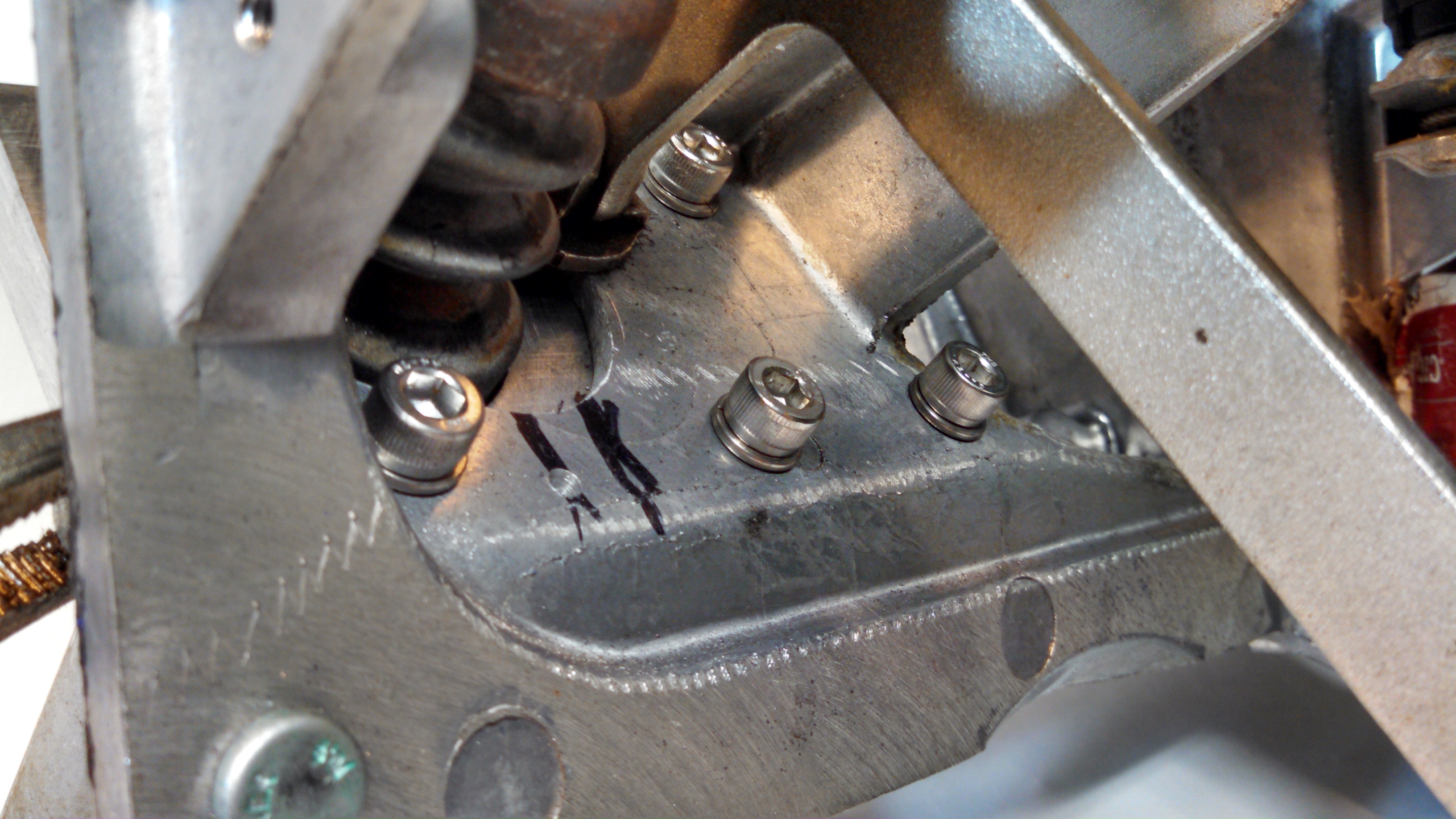 inner side of clutch master reinforcement plate.jpg