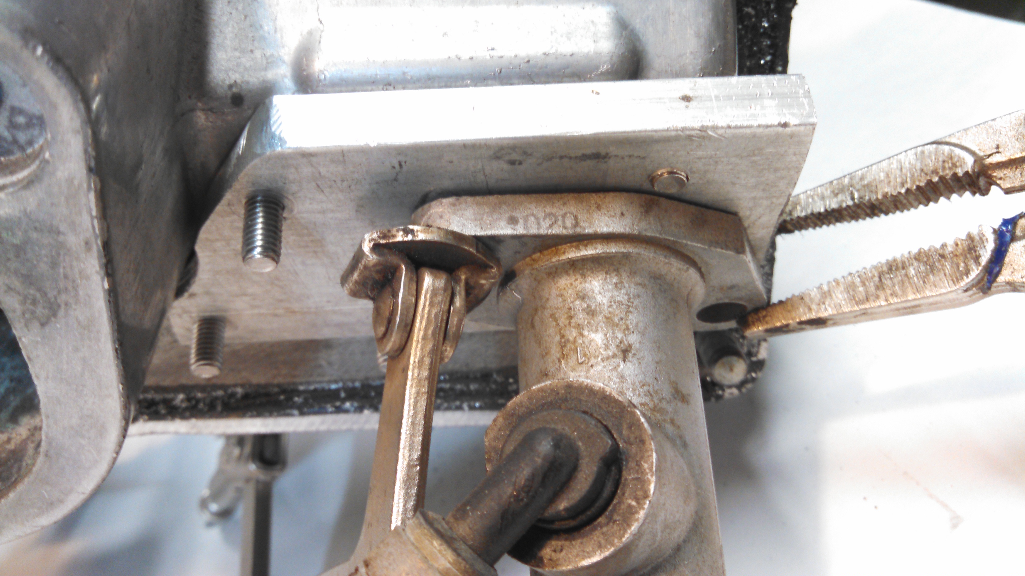 outer side of clutch master reinforcement plate.jpg