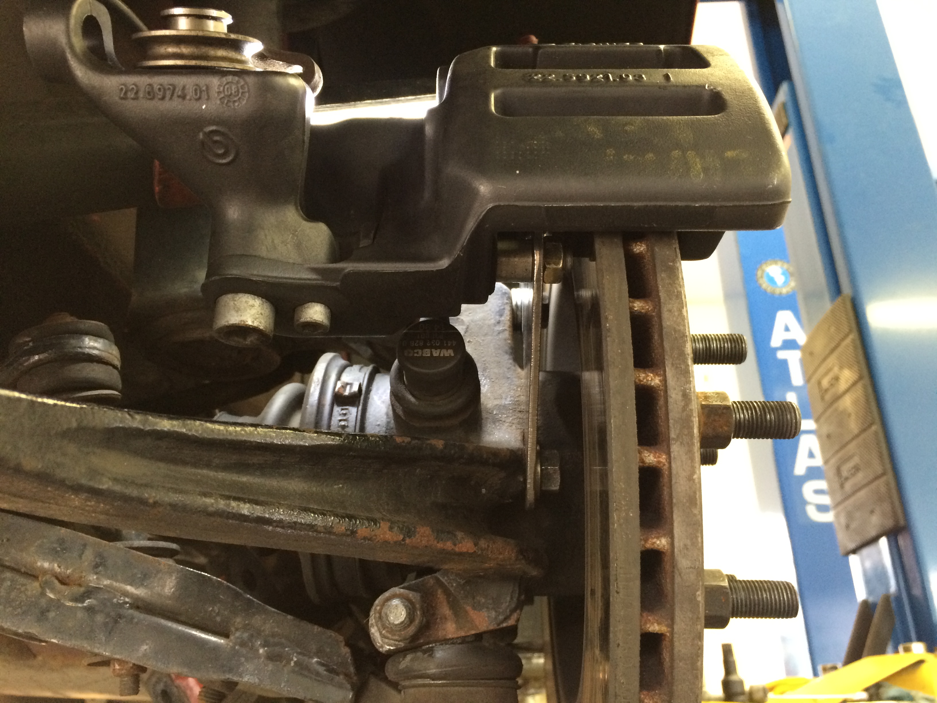 Metal mock up bracket