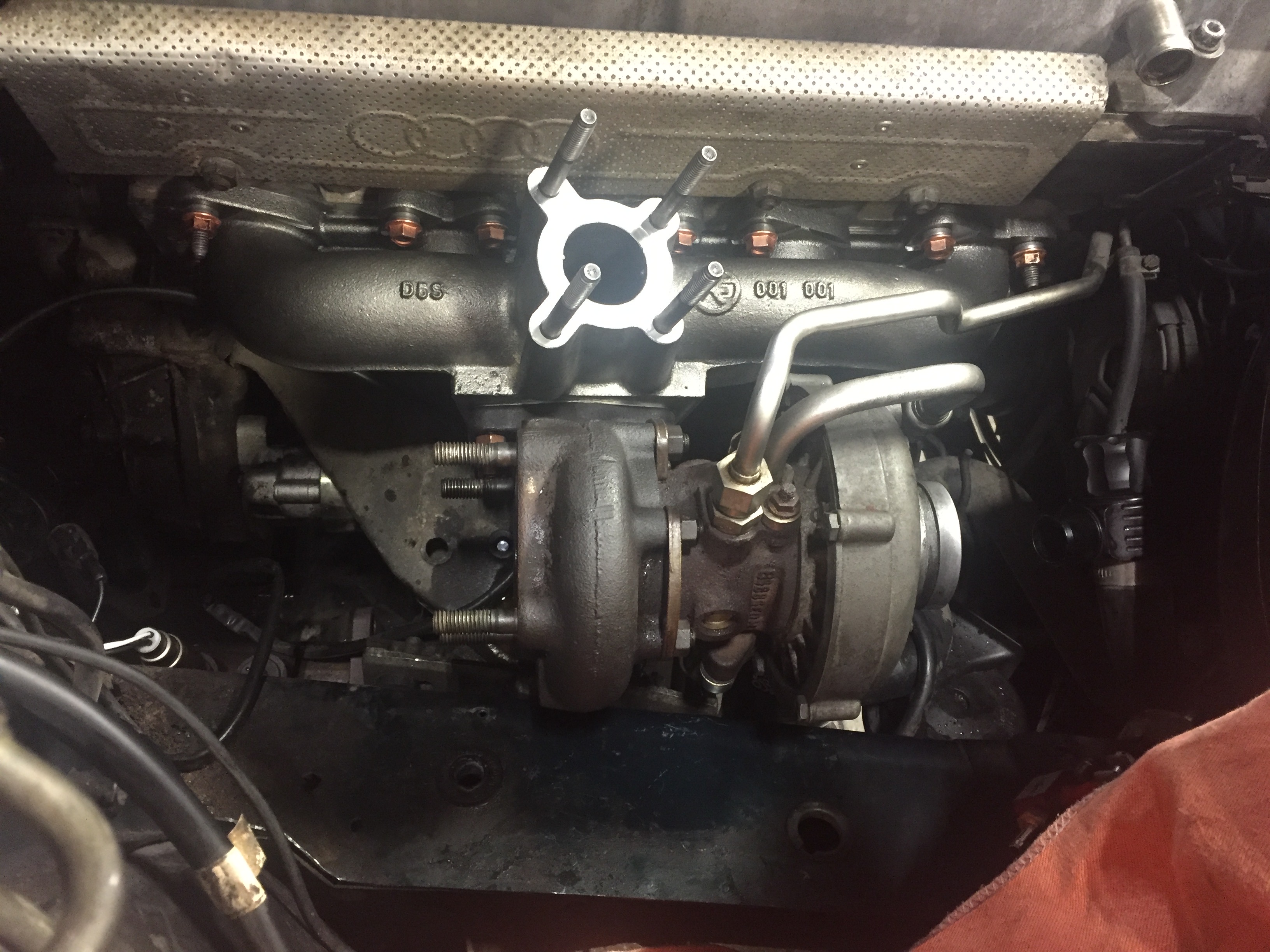 Manifold and turbo on