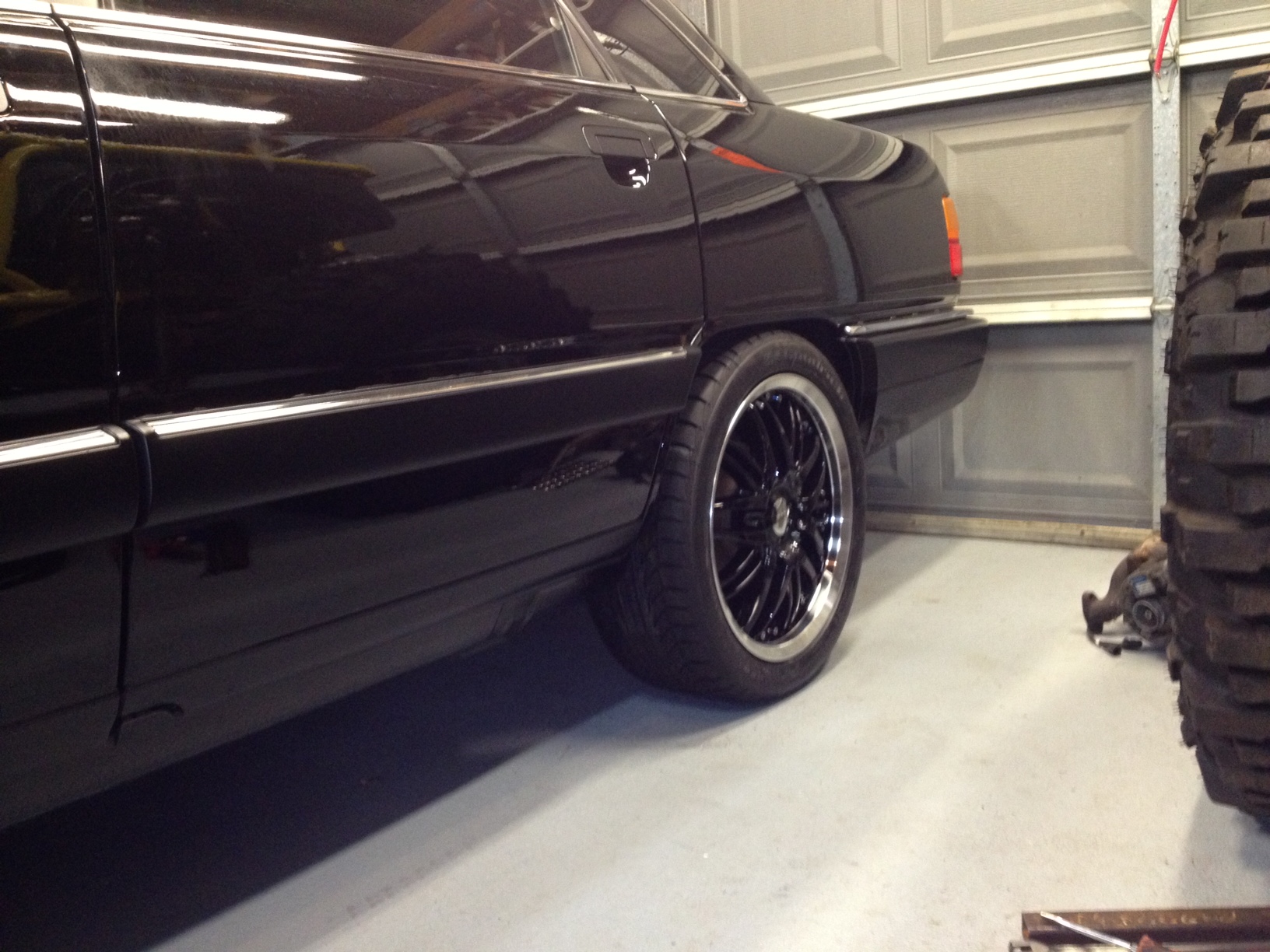 new rear wheel - fender.JPG