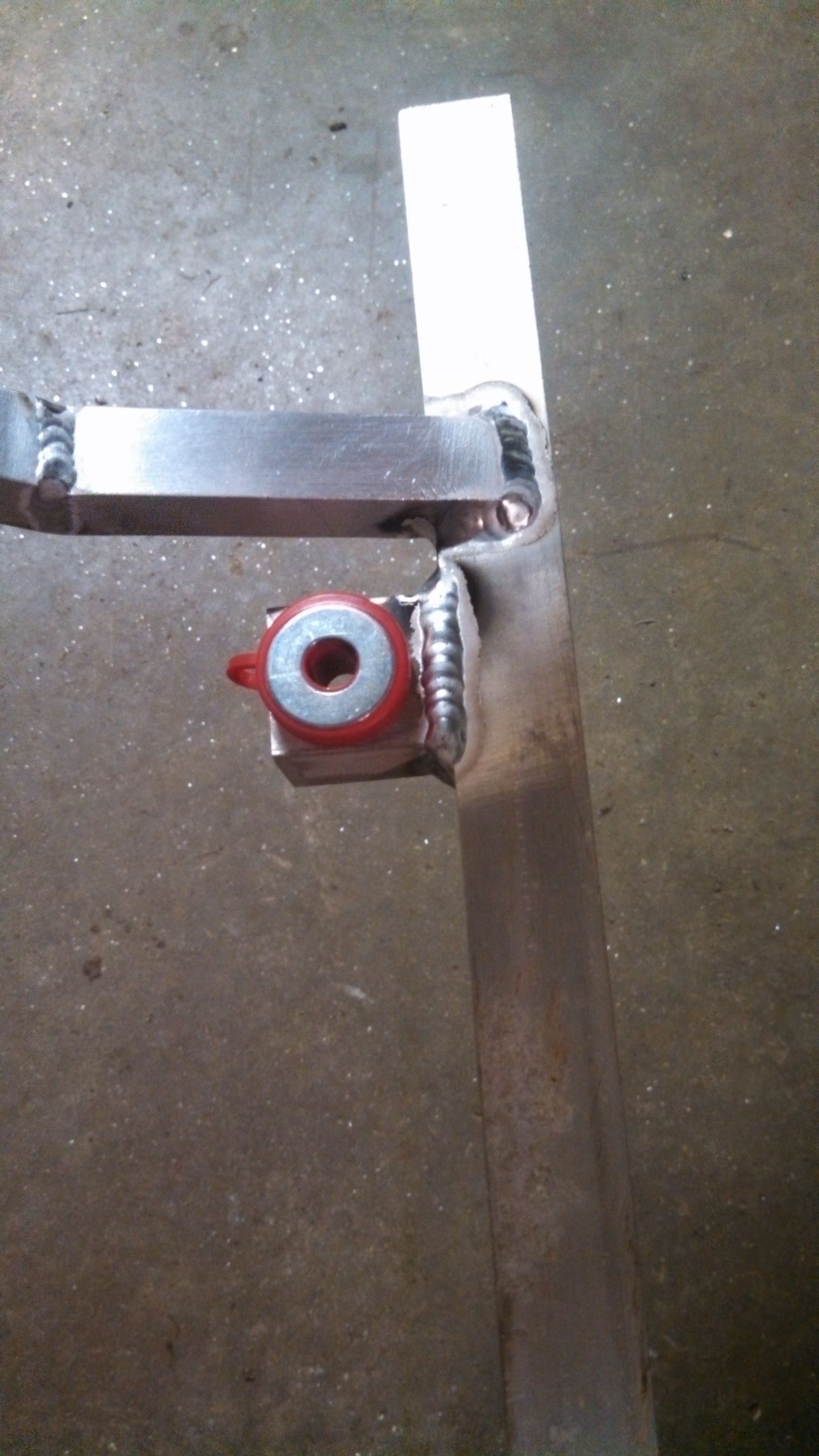 radiator mounts and ic support bar2.jpg