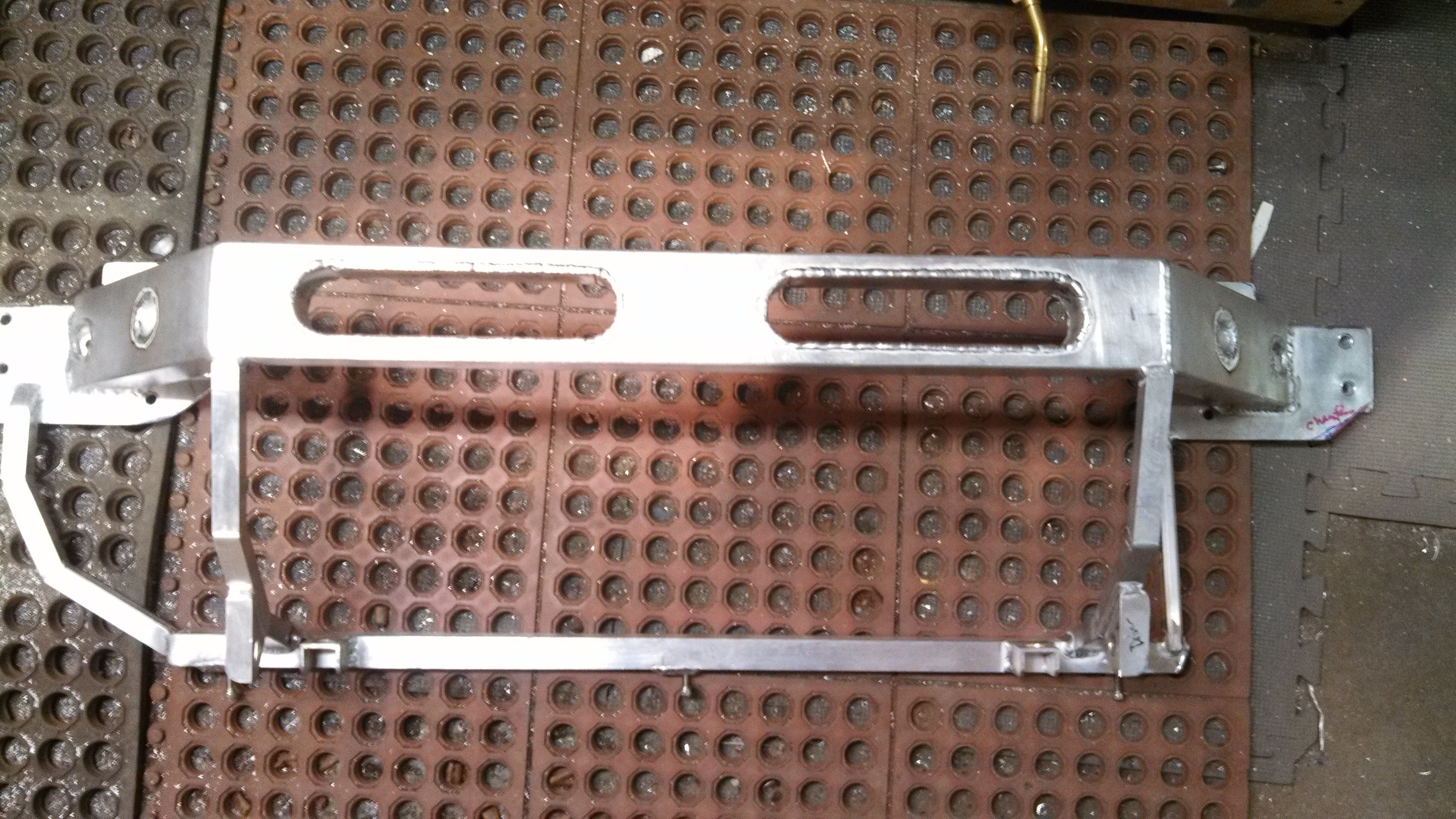 IC mount fresh air holes welded3.jpg