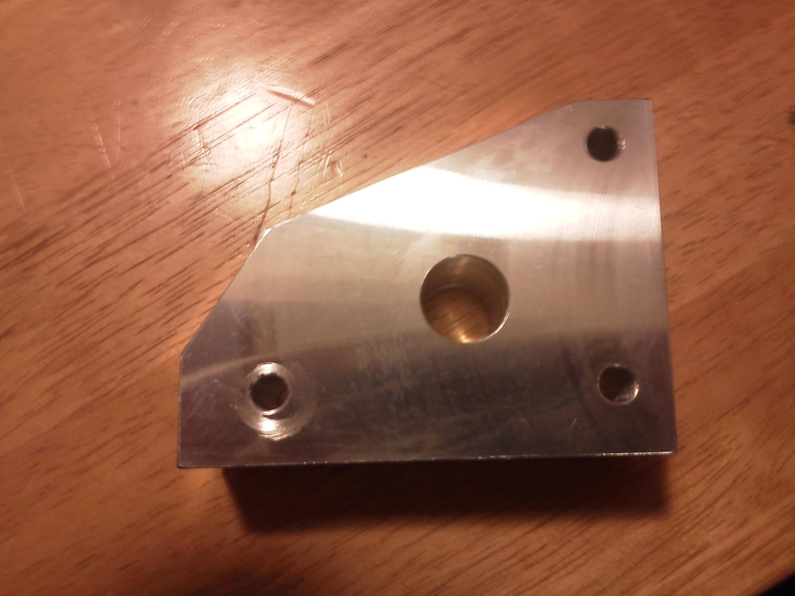 vr6 head coolant outlet block2.jpg